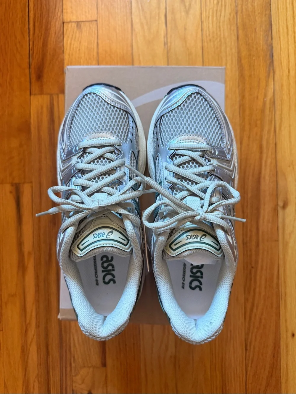 ASICS Gel-Kayano 14 Women's Dried Leaf Green Athletic Shoe